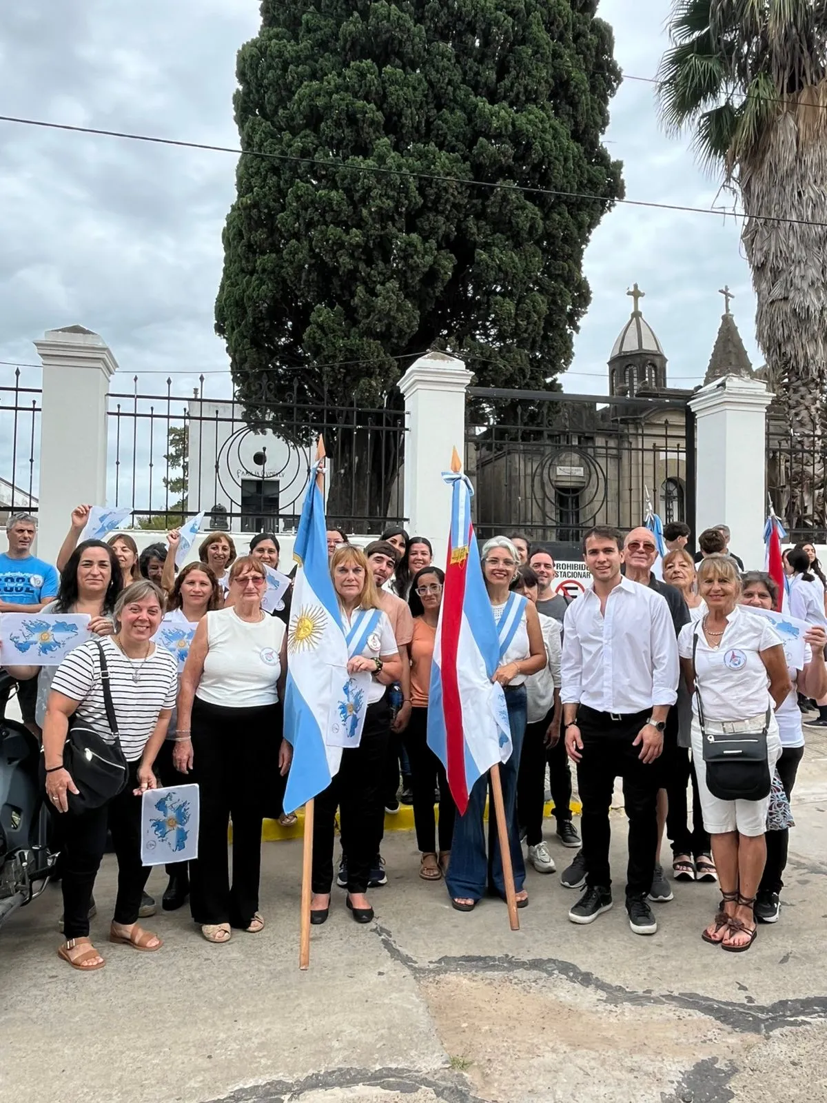 Emotivo homenaje a los veteranos y caídos en Malvinas
